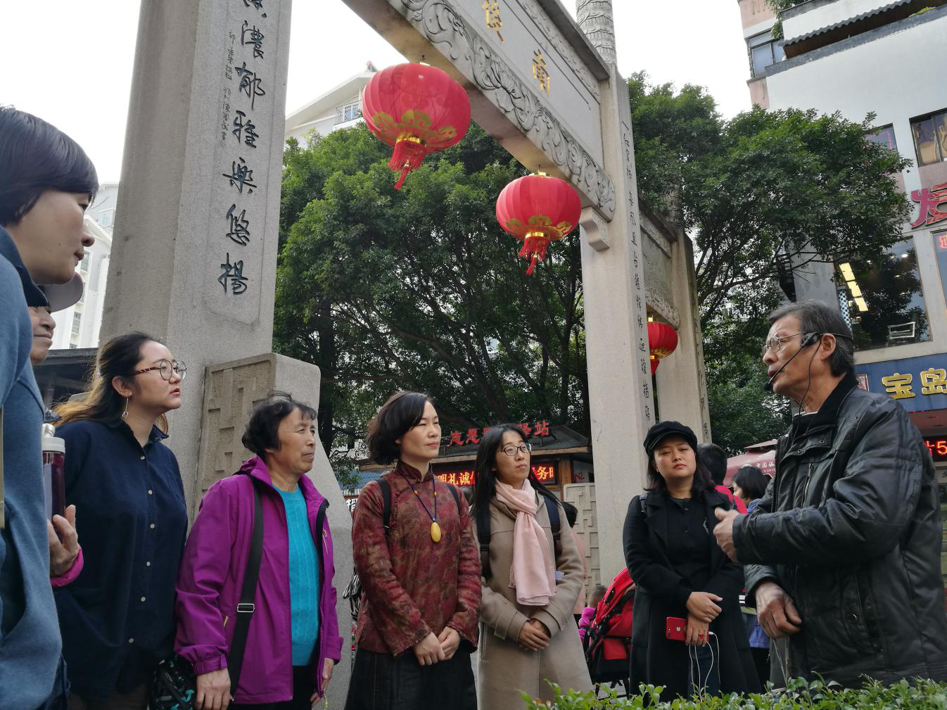 “三注重三建設”推進離退休干部黨建工作