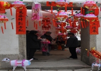 燈為媒