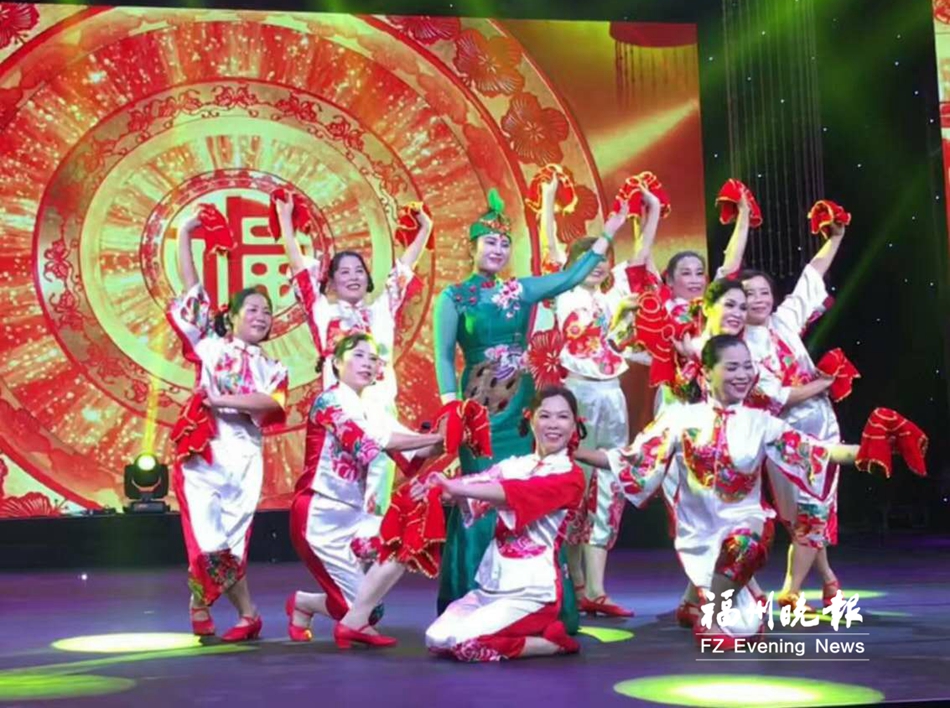 社區(qū)草根藝術團收獲全國金獎