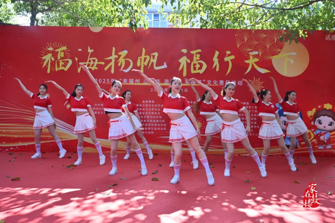 【網(wǎng)絡(luò)中國(guó)節(jié)·春節(jié)】翰墨飄香迎新春！今天，鼓樓這里福氣滿滿！