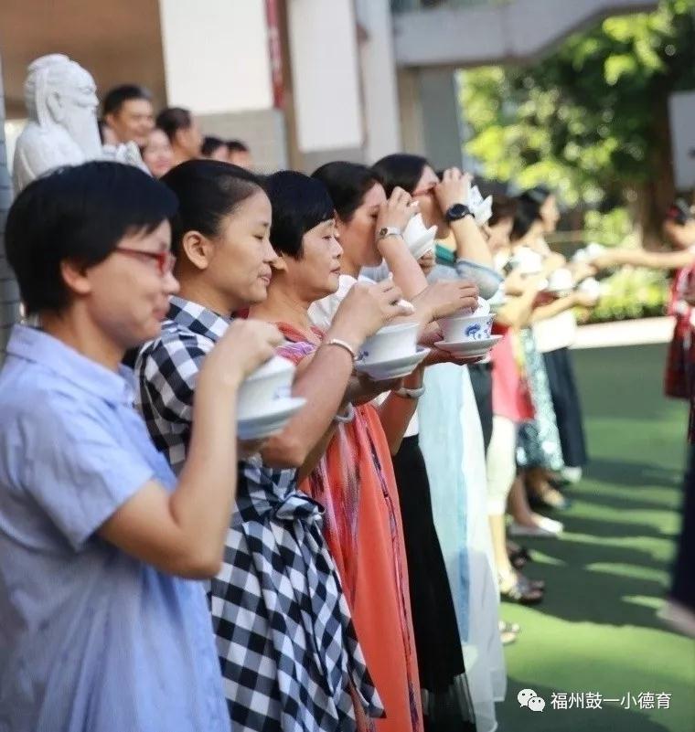 鼓一小舉行紀念孔子誕辰2569年暨孔子像落成活動